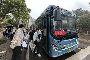 环球奖官方：曼城当选2023年度最佳男足俱乐部